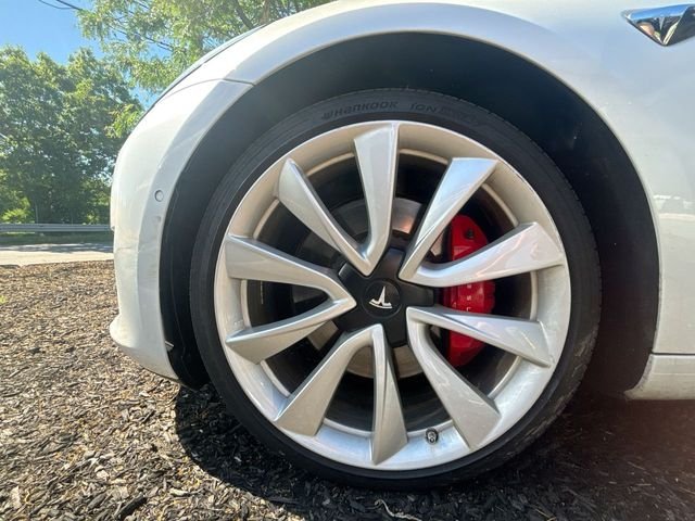 tesla model 3 2019 5YJ3E1EB6KF231438 image tesla model 3 2019 5YJ3E1EB6KF231438 image